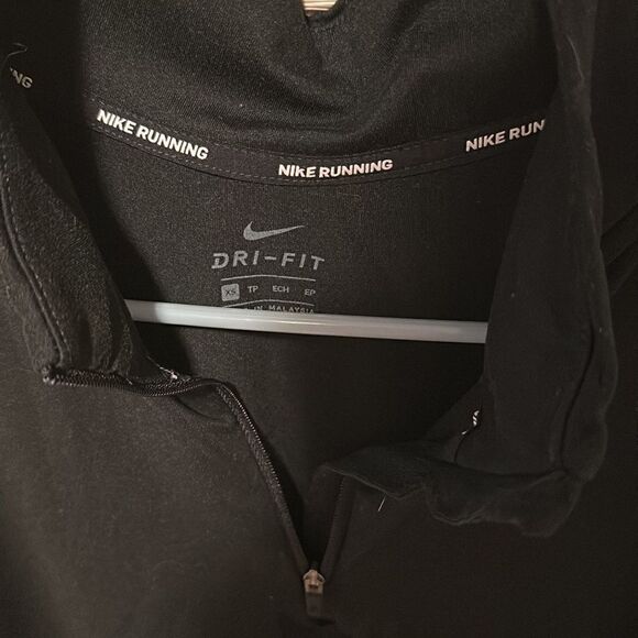 Nike Dri Fit Quarter zip - Picture 2 of 7